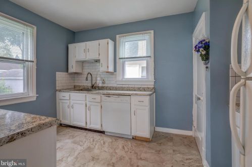 210 Dupont St, Ridley Park PA  19078-2904 exterior