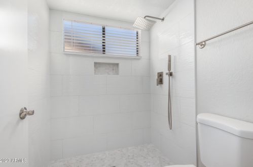 6514 Turquoise Ave, Glendale AZ 85302-1037 exterior