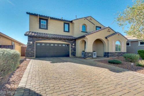 3573 Apricot Ln, Gilbert, AZ 85298-2209