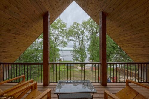 404 Point Rd, Backus MN  56435-2574 exterior