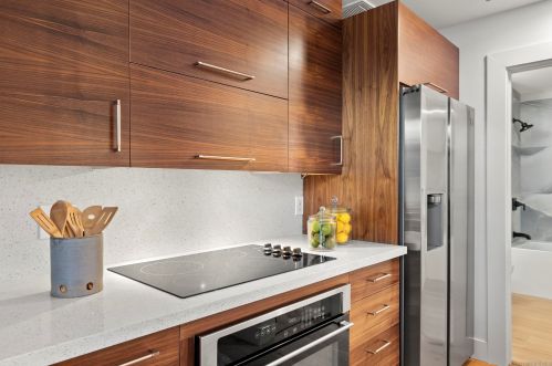 1501 Front St, San Diego CA  92101-2973 exterior