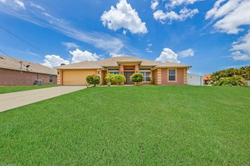 2202 20th Pl, Cape Coral, FL 33990-3107