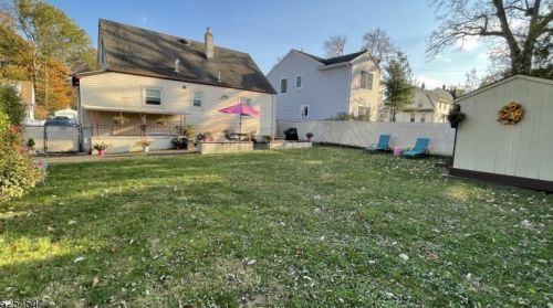 22 Harrison St, West Paterson, NJ 07424-1603