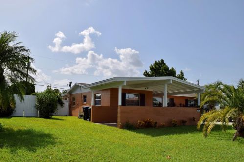 960 Sonata Ln, Orlando, FL 32825-6738