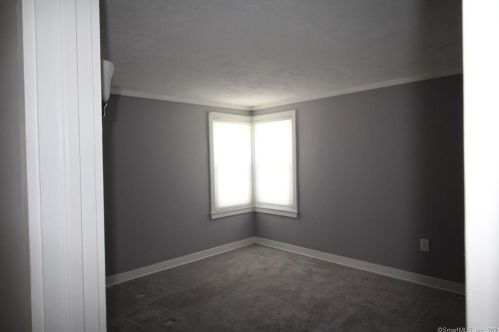 2071 Main St, Coventry CT  06238-2051 exterior