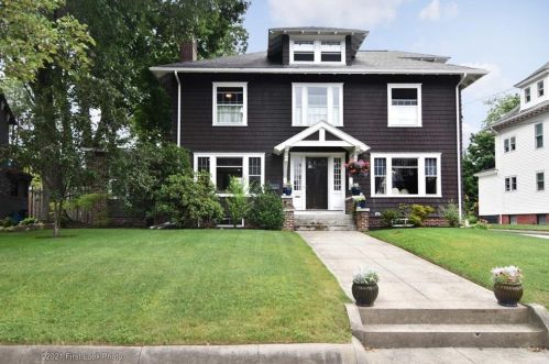 165 Wheeler Ave, Providence, RI 02905-2709