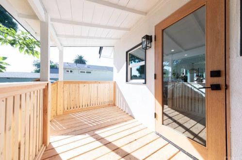 596 Mountain View St, Altadena CA  91001-4921 exterior