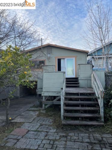 1044 86th Ave, Oakland, CA 94621-1644