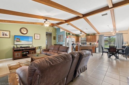 3302 6th Ave, Cape Coral FL  33914-5397 exterior