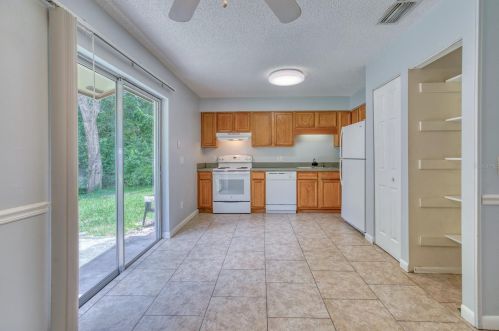 194 Elm Dr, Orange City FL  32763-7401 exterior