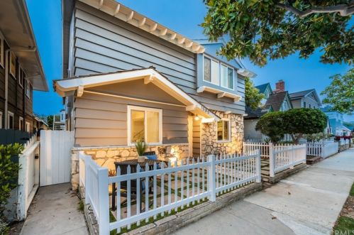 1585 Miramar Dr, Newport Beach, CA 92661-1431