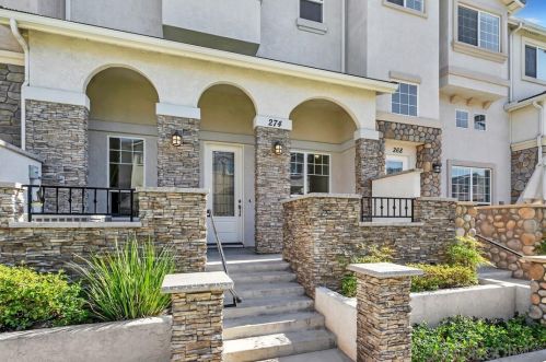 274 Vermont Ct, El Cajon, CA 92020-3982