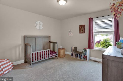7 Dogwood Ter, Siddonsburg PA  17019-8733 exterior