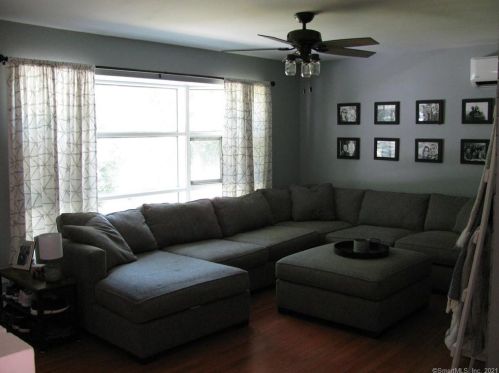 24 Mohican Ln, Wallingford CT  06492-2810 exterior
