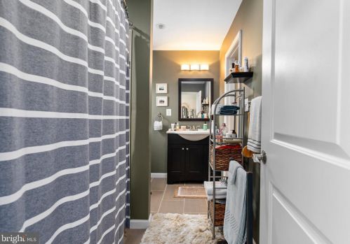 507 Lamont St, Washington DC  20010-2516 exterior