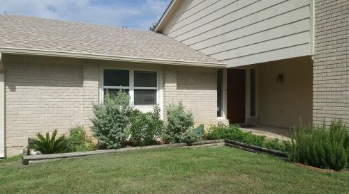125 Ridgecrest Rd, Georgetown TX  78628-3012 exterior