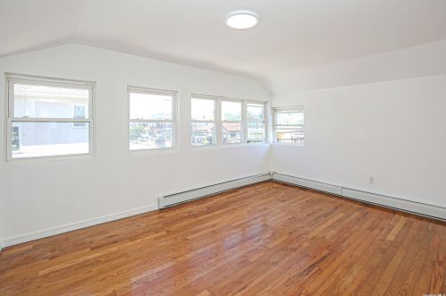 69-04 Bch Channel Dr, Far Rockaway NY  exterior