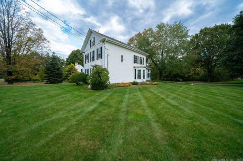 899 Ellington Rd, Wapping, CT 06074-3511