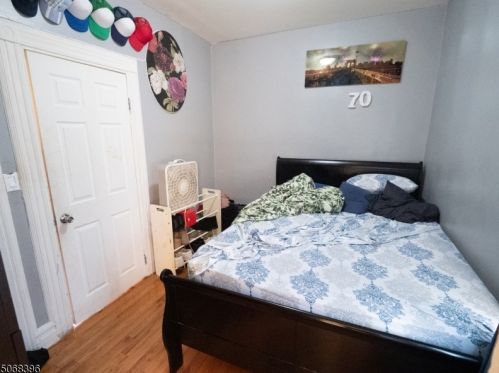 9 17th St, East Orange NJ  07017-5119 exterior