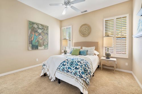 2 King Edward Ct, Rancho Mirage CA  92270-1621 exterior