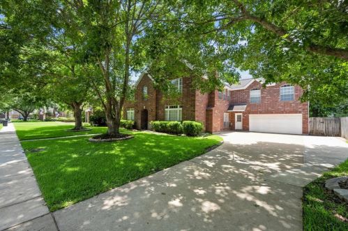 2219 Woodland Dr, Richmond, TX 77406-6680