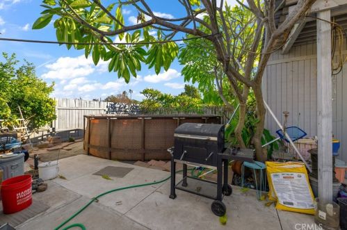 625 8th St, San Bernardino CA  92410-2916 exterior