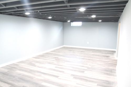 2956 82nd St, Milwaukee WI  53222-4816 exterior