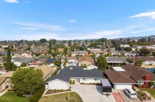 1243 Chestnut Ave, Orange CA 92867-3836 exterior