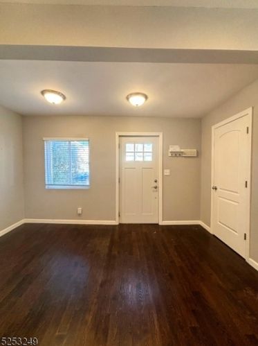 11 Garfield Rd, Parsippany NJ  07054-3916 exterior