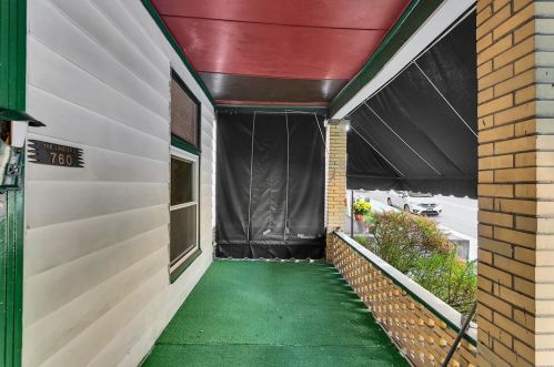 760 Hazelwood Ave, Pittsburgh, PA 15217-2807