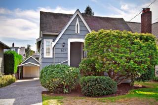 837 56th St, Seattle WA  98105-2236 exterior