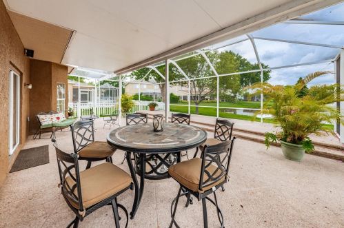 4123 Harbor Lake Dr, Lutz FL  33558-9730 exterior