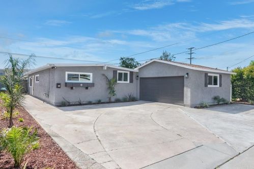 4875 Barstow St, San Diego, CA 92117-2146