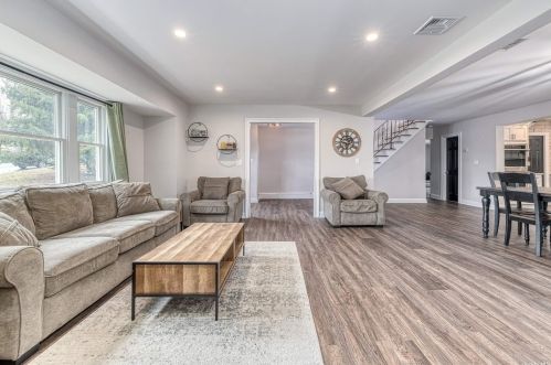 17 Harbor Oaks Dr, San Remo NY  11754-1012 exterior