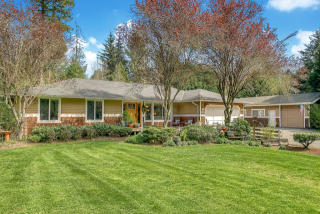 16616 199th Pl, Woodinville, WA 98077-9495