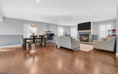 71 Harrington Cir, Willingboro NJ  08046-1823 exterior