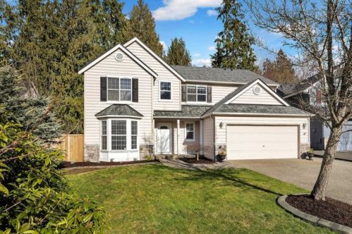 8209 Hunter Pl, Bryant, WA 98223-5065