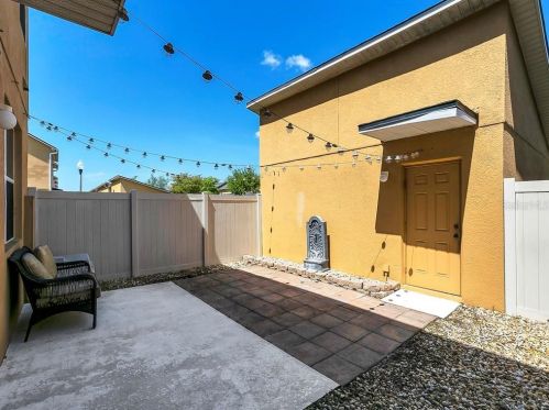 6103 Chapledale Dr, Orlando FL 32829-7718 exterior