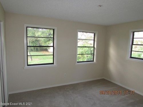 5560 Datura St, Cocoa, FL 32927-2347