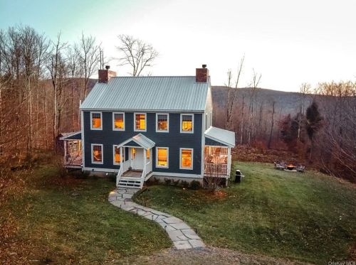 122 Turkey Hollow Ln, Lew Beach NY  12758-5675 exterior
