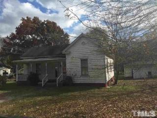 111 Old Baker St, Oxford, NC 27565-2622