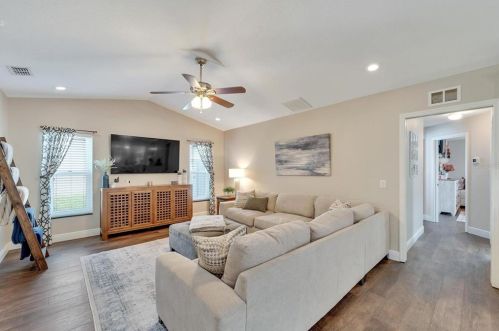 5759 High Ridge Loop, Lakeland FL  33812-5886 exterior