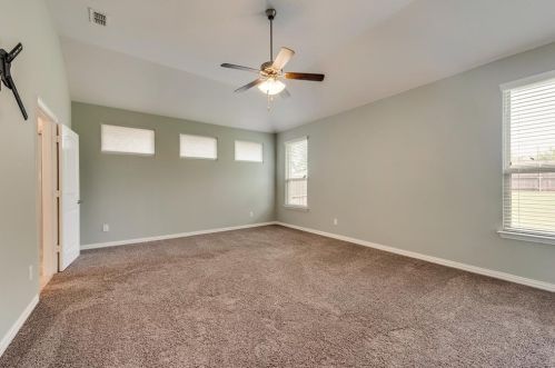 3605 Helm Ln, Denton TX  76210-8482 exterior