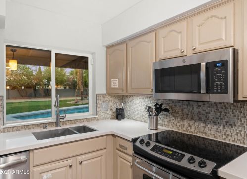 6002 Friess Dr, Scottsdale AZ  85254-3118 exterior