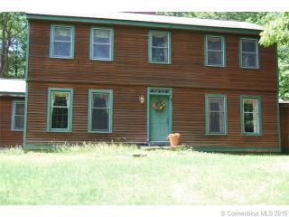 359 Bungay Hill Rd, Woodstock, CT 06281-2003