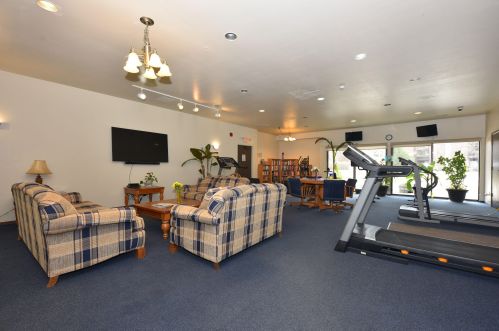 2450 Good Hope Rd, Milwaukee WI  53209-2753 exterior
