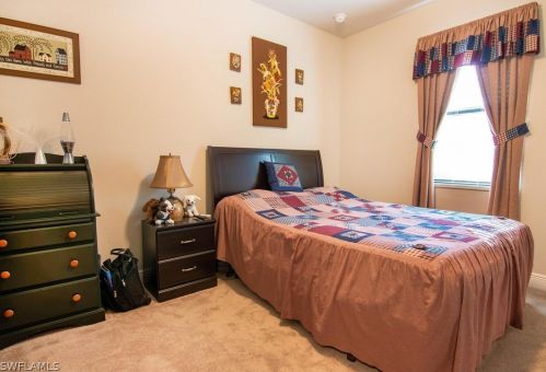 3754 6th Ave, Cape Coral FL  33904-5203 exterior