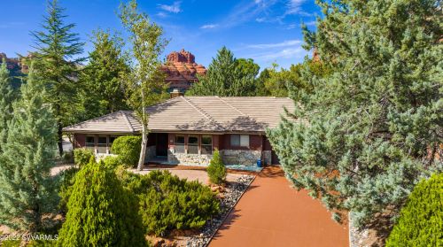 56 Pinon Wood Dr, Sedona AZ 86351-7919 exterior