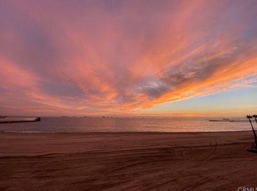 1513 Seal Way, Seal Beach, CA 90740-6551