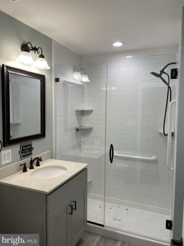 1215 Stratford Ave, Melrose Park PA  19027-3029 exterior